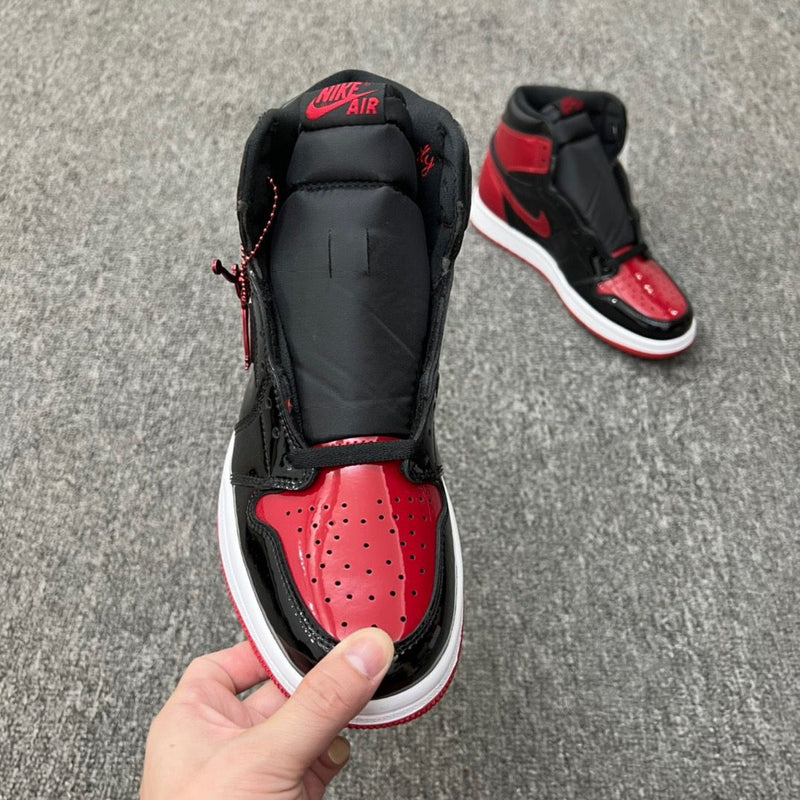 Nike Air Jordan 1 High "Bred Patent"