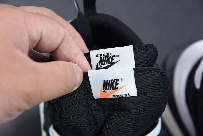 Nike X Sacai Vaporwaffle Jean Paul Gaultier Black