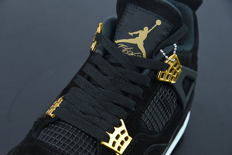Nike Air Jordan 4 Retrô "Royalty"