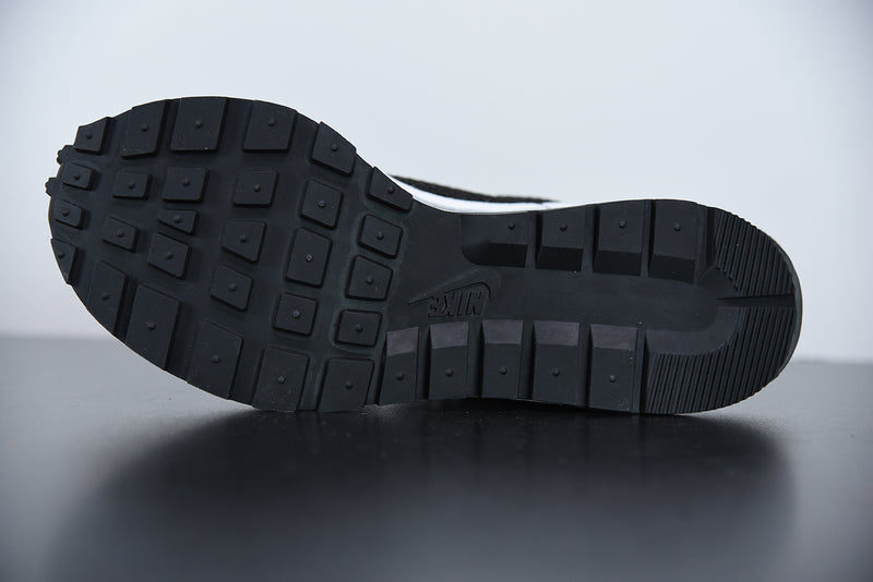 Nike X Sacai VaporWaffle Black White