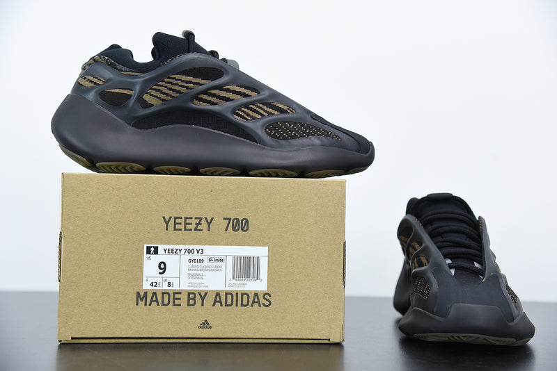 Adidas Yeezy 700 V3 Clay brown