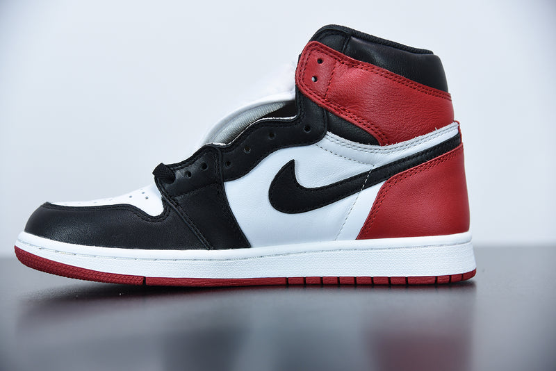 Nike Air Jordan 1 High "Bred Toe"