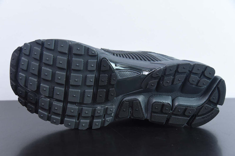 Nike Zoom Vomero 5 SP "Anthracite"