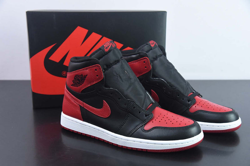 Nike Air Jordan 1 High "Bred Banned (2016)"