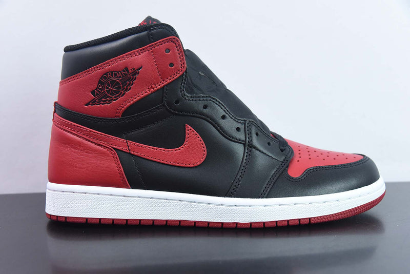 Nike Air Jordan 1 High "Bred Banned (2016)"