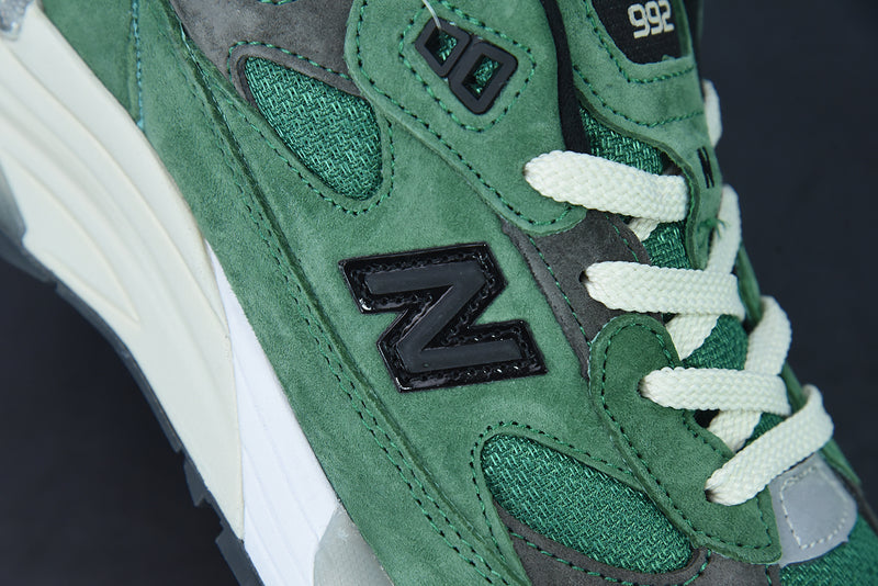 JJJJOUND X New Balance 990 V3 “Green”