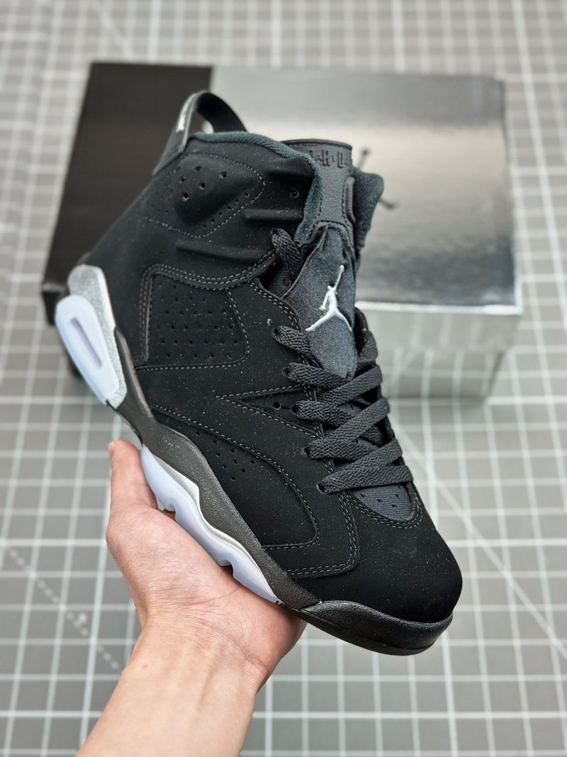 Nike Air Jordan 6 Retro "Chrome Metallic Silver"