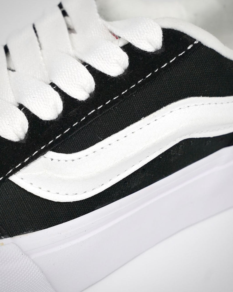 Vans Knu Stack “Black White“