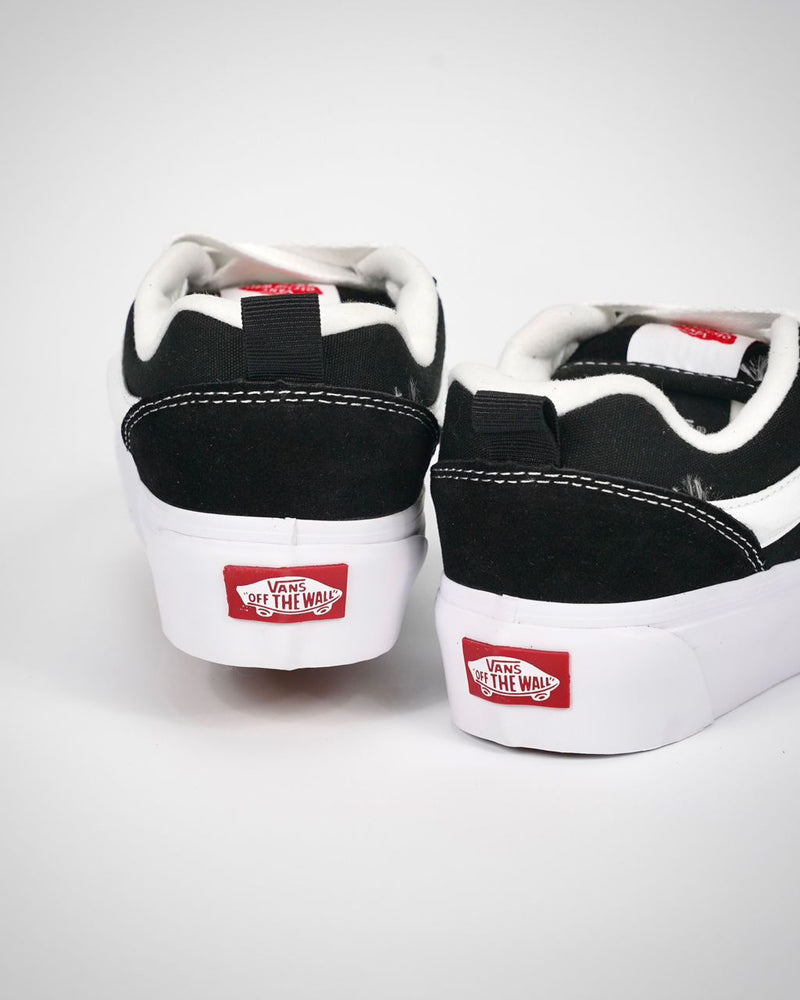 Vans Knu Stack “Black White“