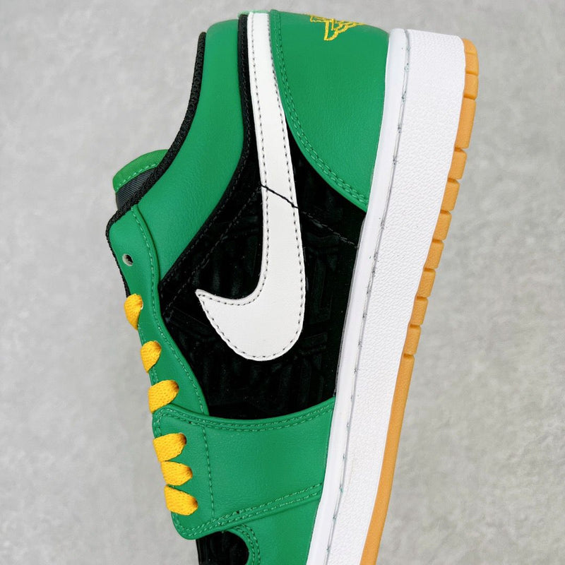 Nike Air Jordan 1 Low SE "Malachite"