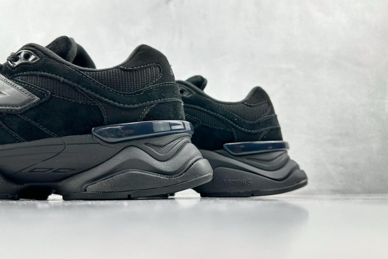 New Balance 9060 "Triple Black"