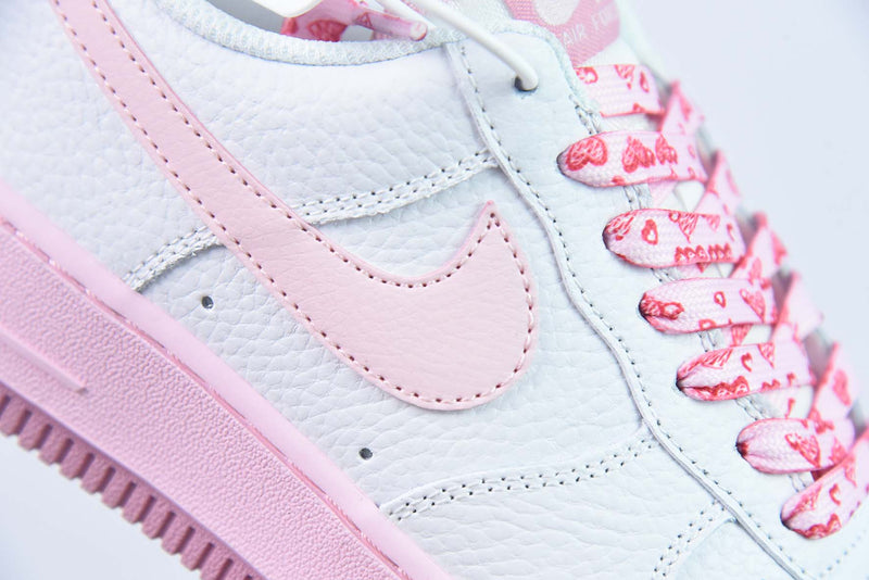 Nike Air Force 1 Low "White Pink"