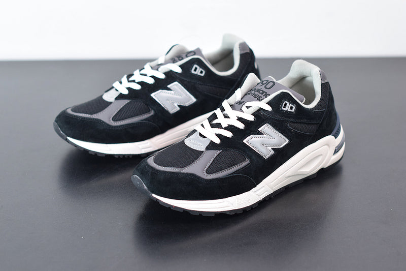 New Balance 990v2 MiUSA "Black Grey"