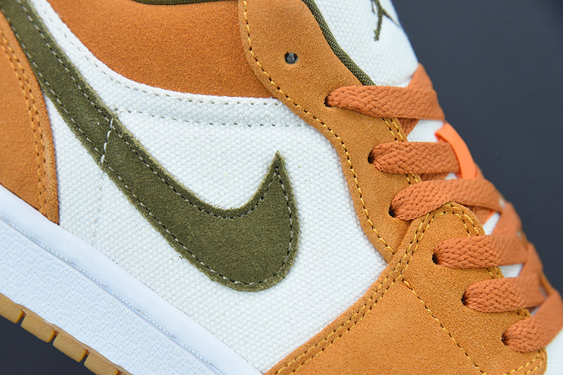 Nike Air Jordan 1 Low SE "Light Curry"