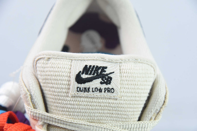Nike Dunk SB Low "Albino & Preto"
