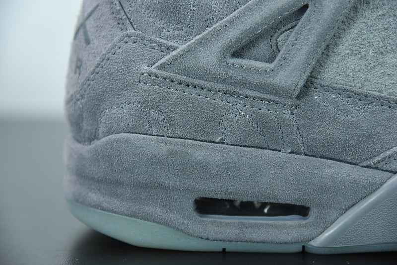 Nike Air Jordan 4 Retro Kaws "Grey"