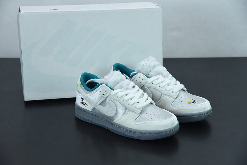Nike Dunk Winter Themed Low "Ice"