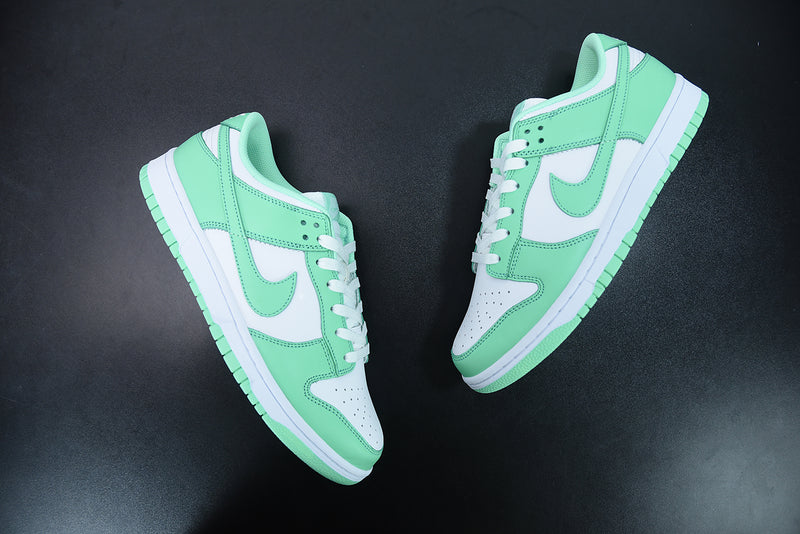 Nike Dunk Low "Green Glow"