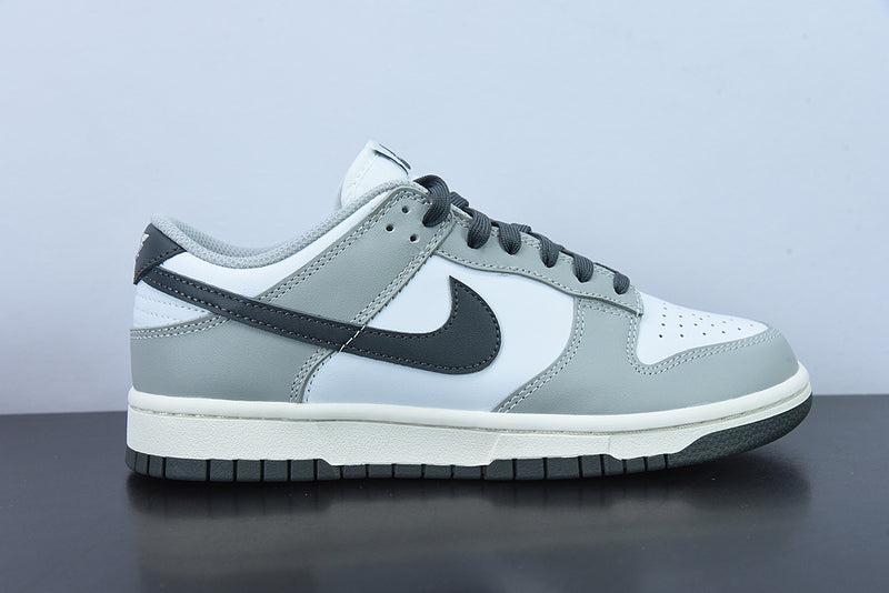 Nike Dunk Low "Light Smoke Grey"