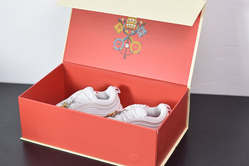 97 store shipping box