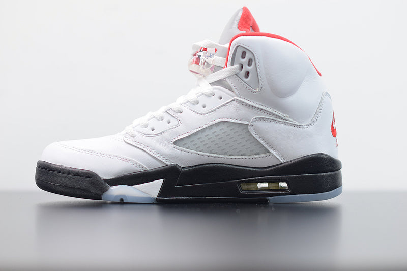 Nike Air Jordan 5 Retro "Fire Red"