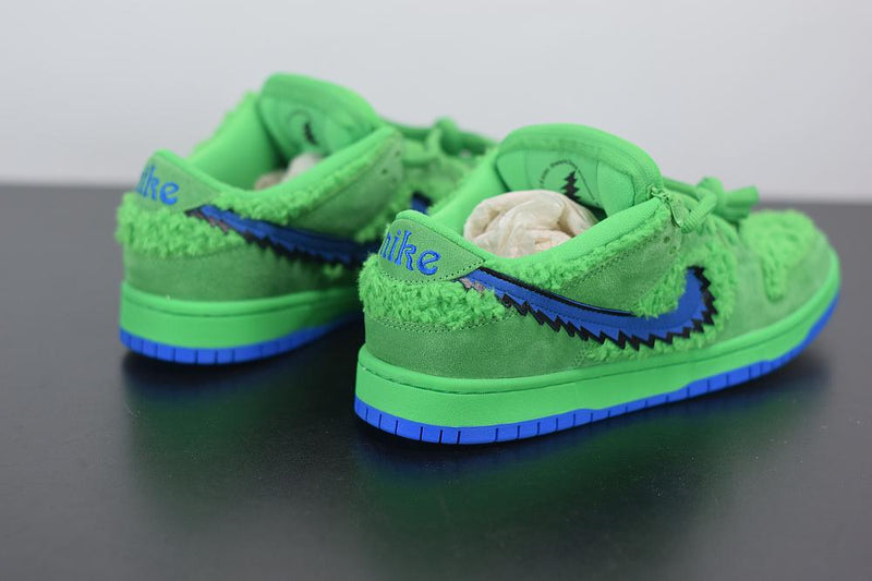 Nike SB Dunk Low X Grateful Dead Bears "Green"