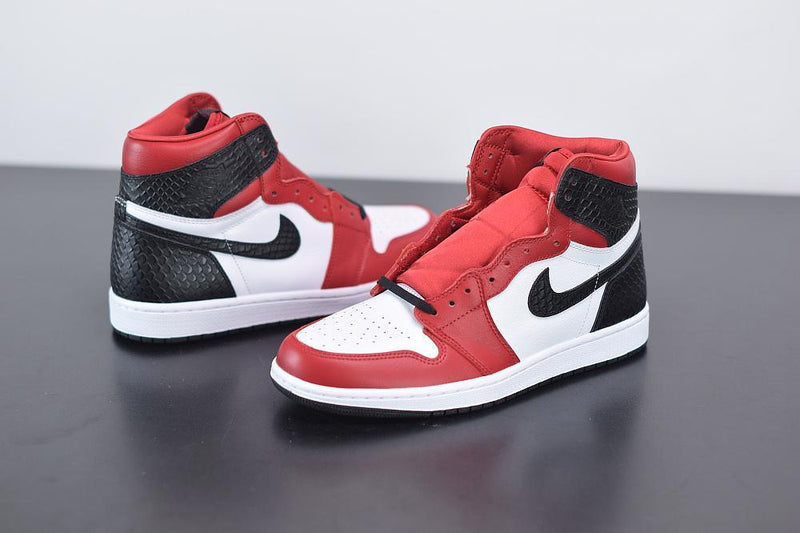 Nike Air Jordan 1 Retro High Satin Snake Chicago - loja.drophype