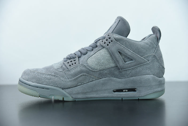 Nike Air Jordan 4 Retro Kaws "Grey"