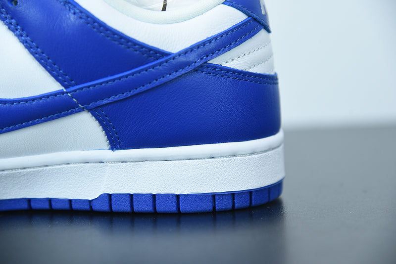 Nike Dunk Low "Kentucky"