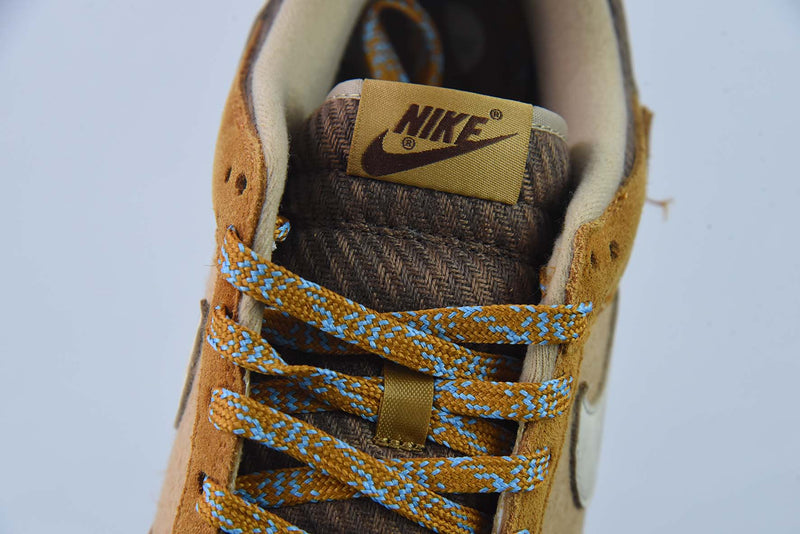 Nike Dunk Low "Teddy Bear"