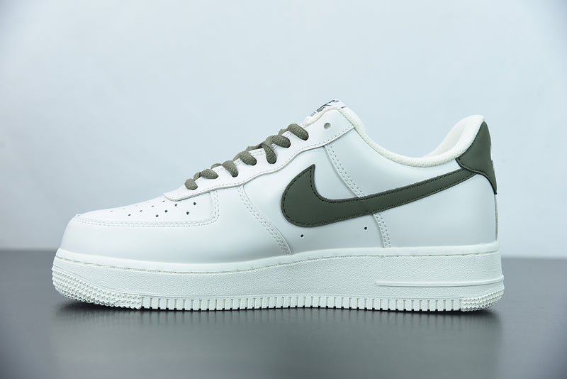 Nike Air Force 1 Low "Cream White Dark Green"