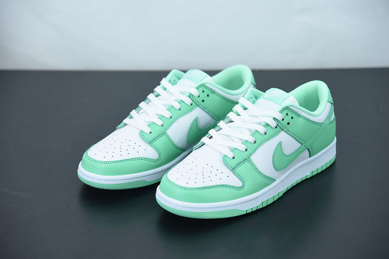 Nike Dunk Low "Green Glow"