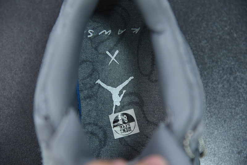 Nike Air Jordan 4 Retro Kaws "Grey"