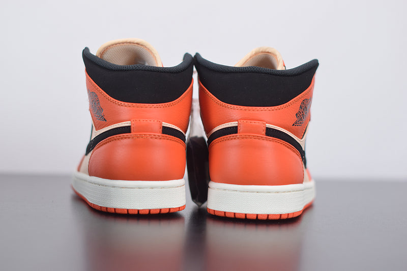 Nike Air Jordan 1 Mid SE "Team Orange"