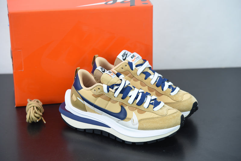 Nike X Sacai LD Waffle Sesame