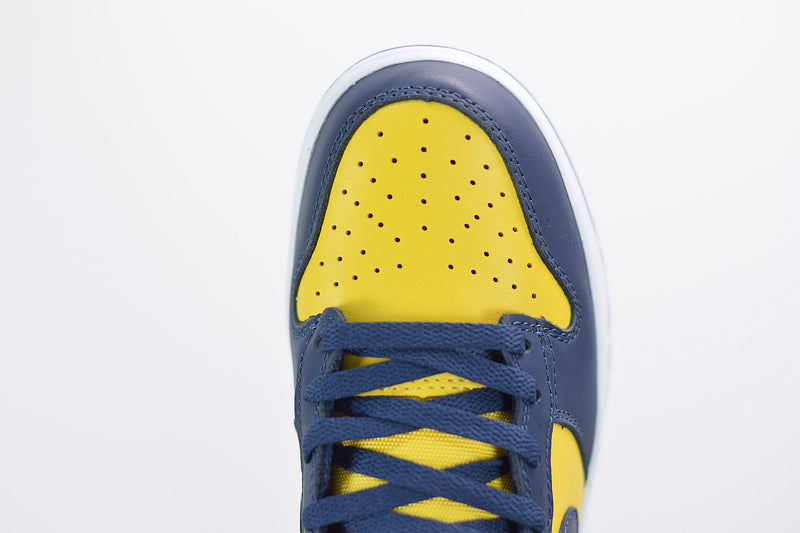 Nike Dunk High "Michigan"