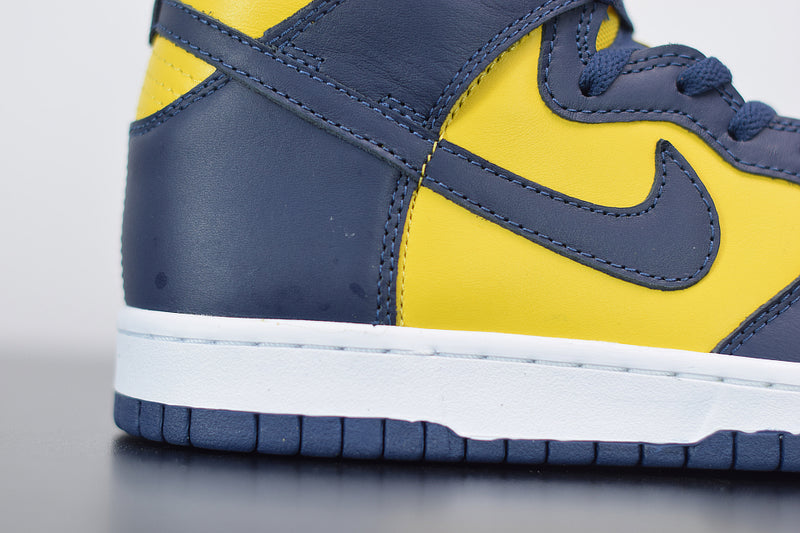 Nike Dunk High "Michigan"