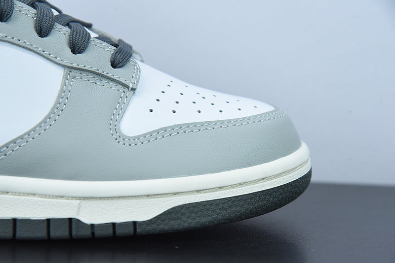 Nike Dunk Low "Light Smoke Grey"