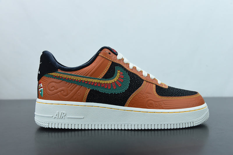 Nike Air Force 1 LX Siempre Familia