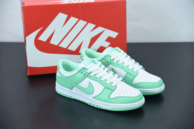 Nike Dunk Low "Green Glow"