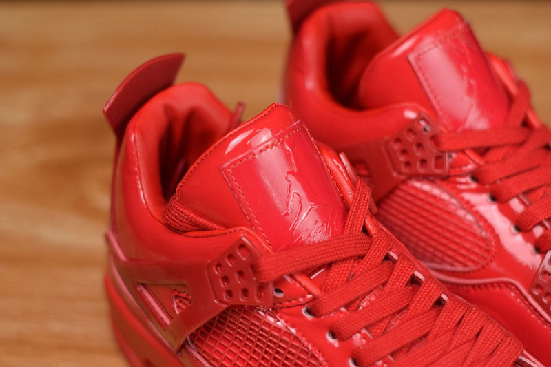 Nike Air Jordan 4 "University Red"