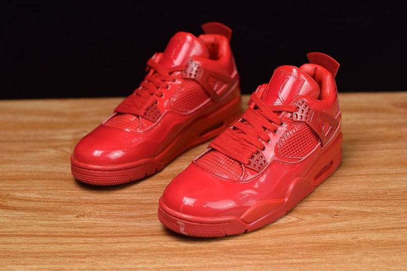 Nike Air Jordan 4 "University Red"