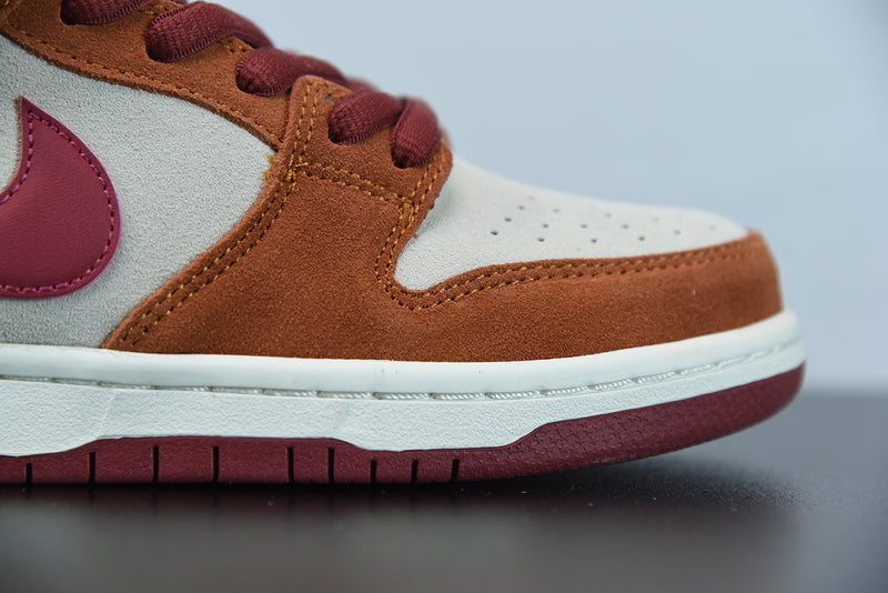 Nike Dunk Low Pro SB 'Dark Russet'