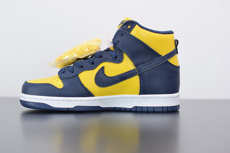 Nike Dunk High "Michigan"