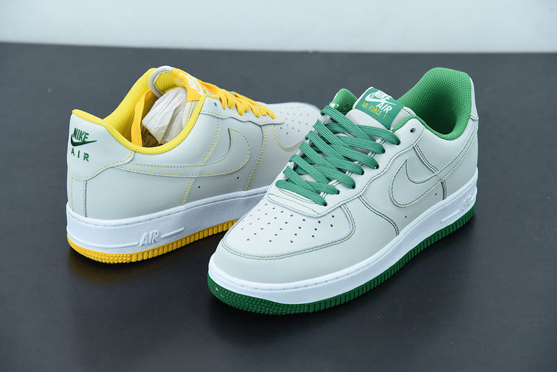 Nike air force hot sale 1 light yellow