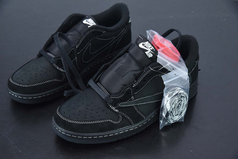 Nike Air Jordan 1 Low "Black Phantom"