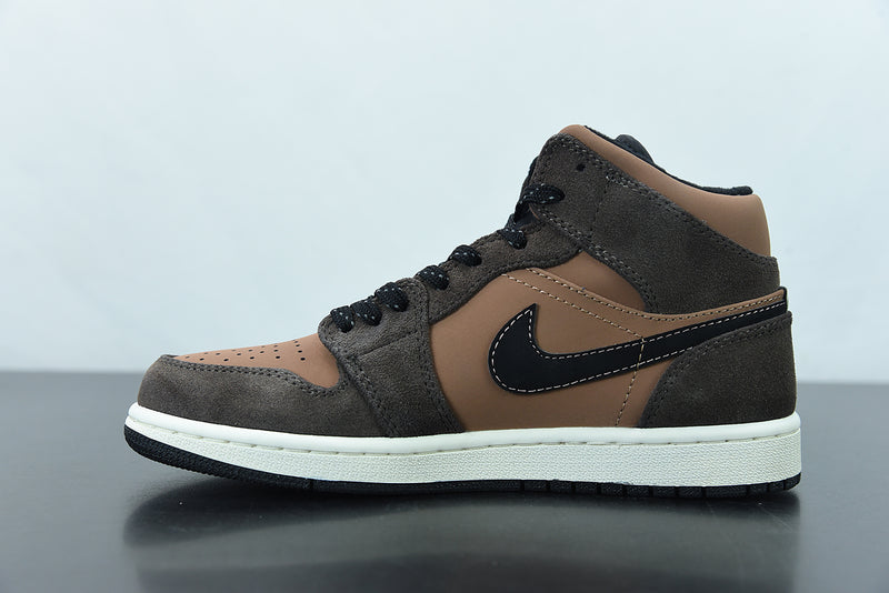 Nike Air Jordan 1 Mid SE "Brown"