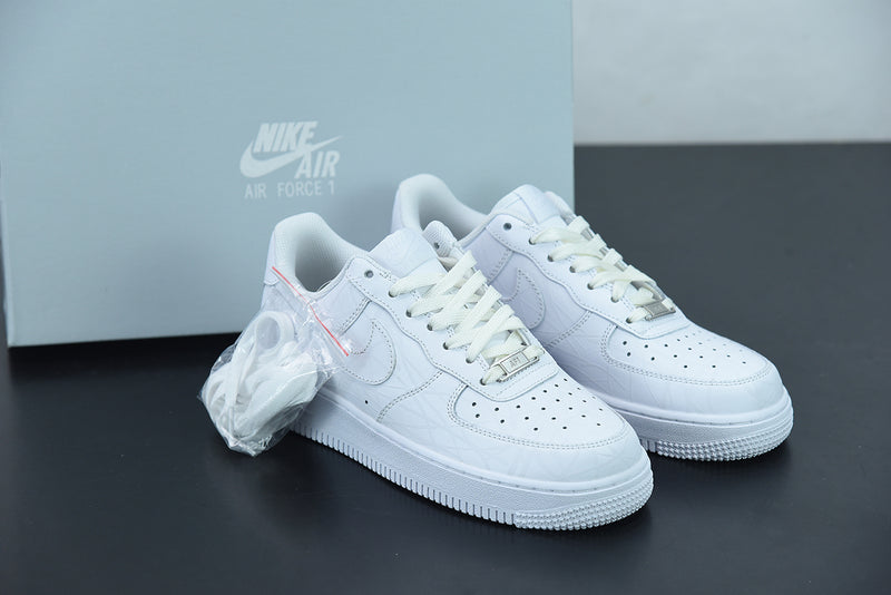 Nike Air Force 1 Noctilucent