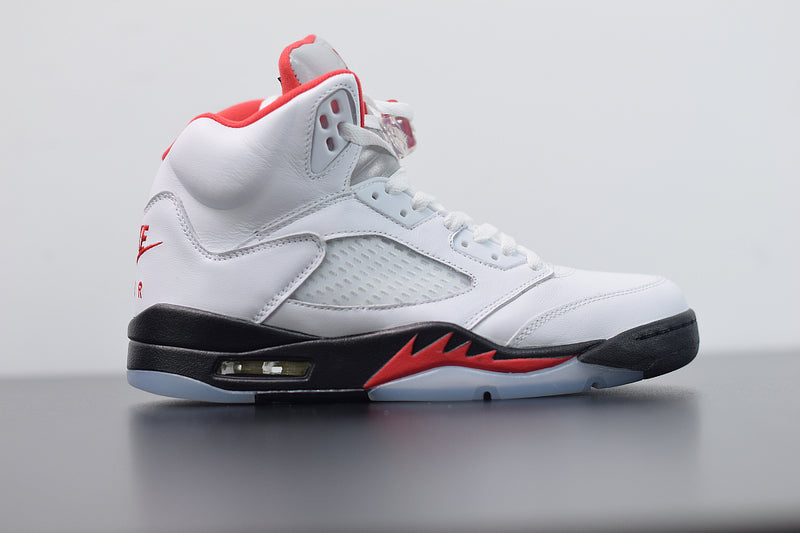 Nike Air Jordan 5 Retro "Fire Red"