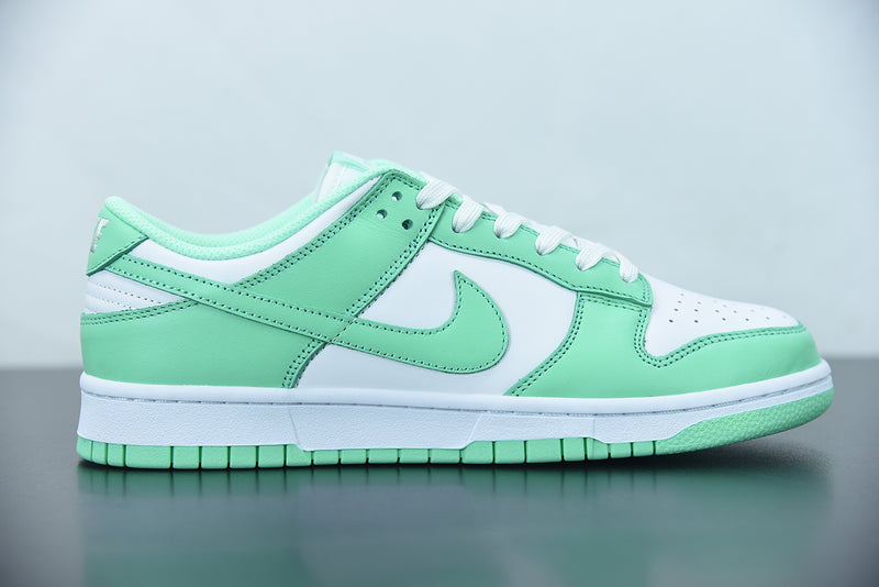 Nike Dunk Low "Green Glow"